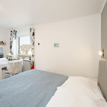 Steffi s Vogelnest Appartement Scharbeutz Buitenkant foto